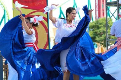 Latin Days at Valleyfair Logo